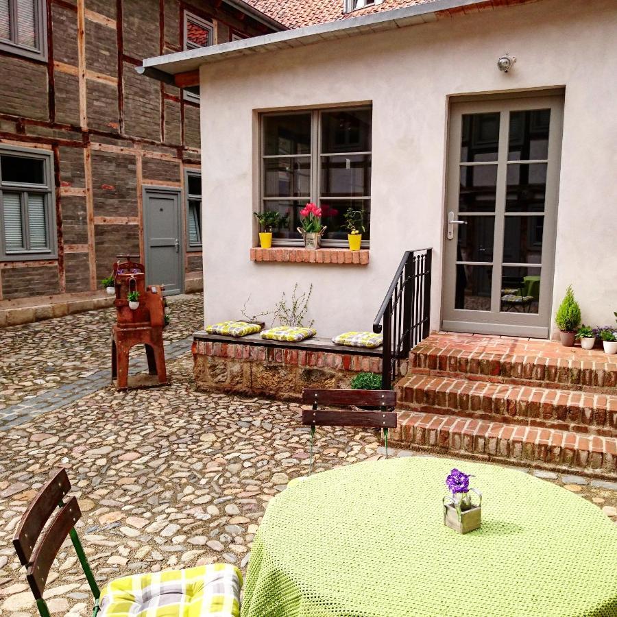 Hotel Garni Tilia Quedlinburg Exterior photo